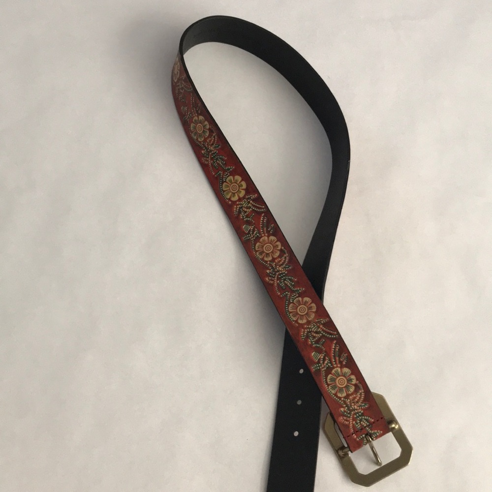 Floral belt